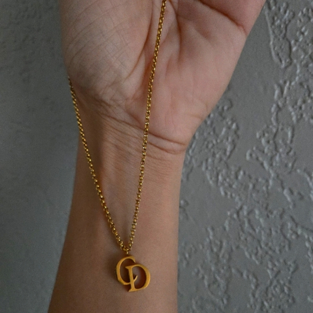 Adorable necklace